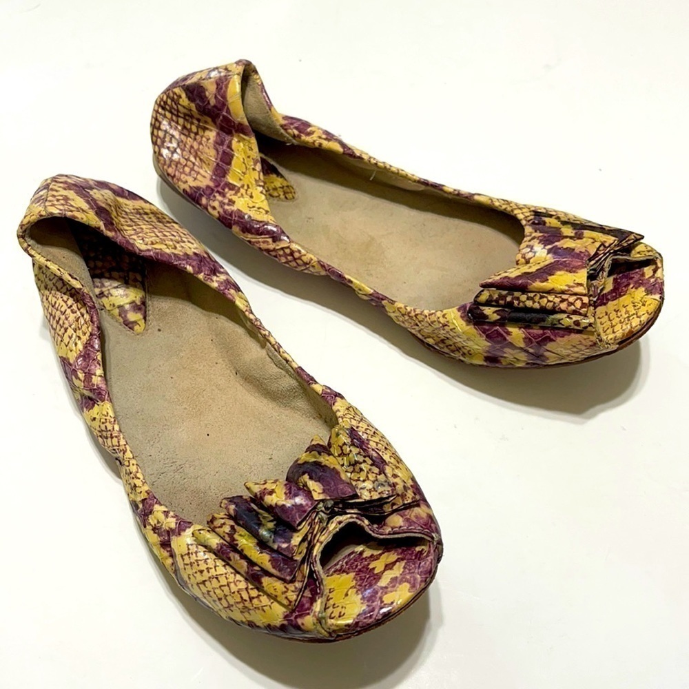 Bloch Purple Yellow Snake Skin Texture Woman Flat shoes Size 6.5